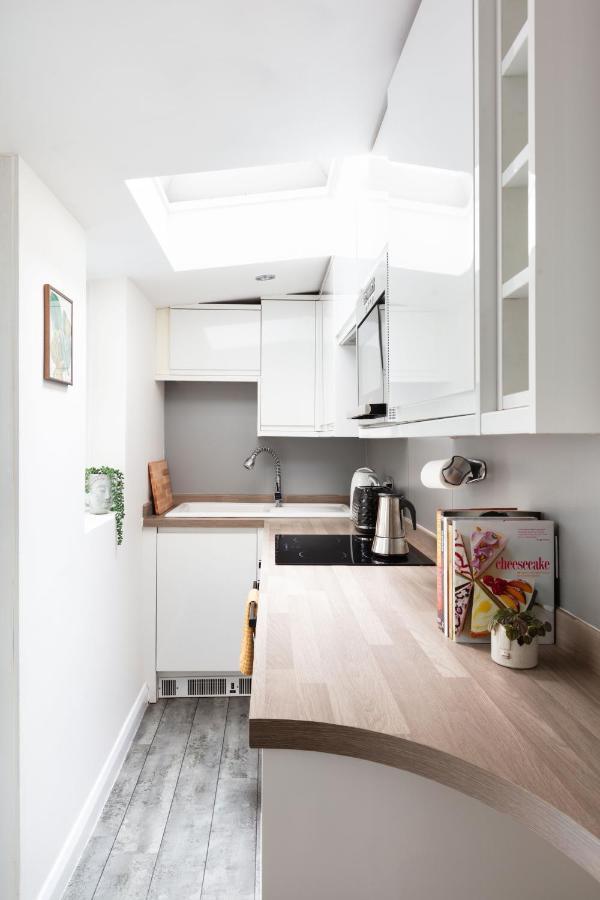 Artist Retreat Apartment Brighton ภายนอก รูปภาพ
